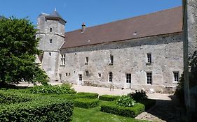 Le Plessis Aux Bois